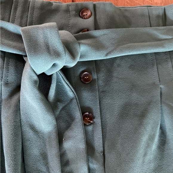 🆕 Wide Leg Green Pants - Picture 3 of 6